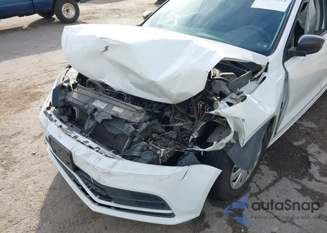 2016 Volkswagen Jetta 1.4T S z USA, uszkodzony, nr VIN 3VW167AJ2GM402545